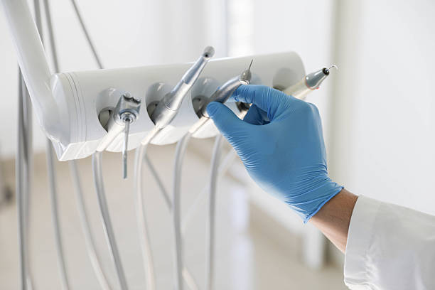 Professional Emergency Dentist technician working in Inverness, FL